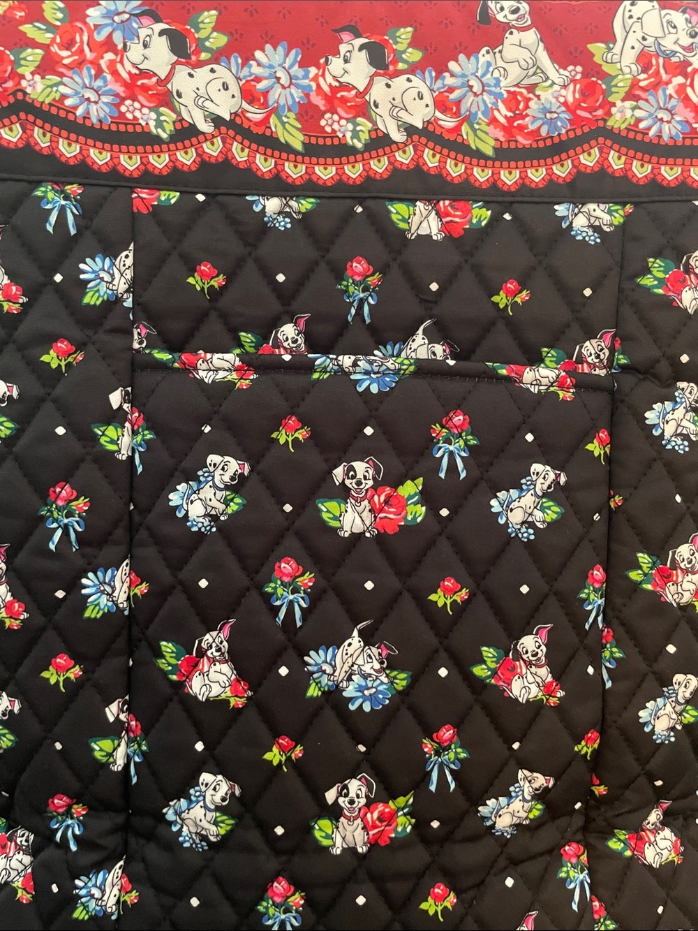 Vera Bradley Disney 101 Dalmations Original Zip Tote, NWT - Picture 10 of 10